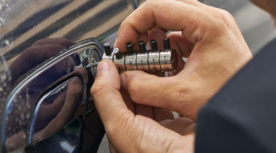 Expert flood damage restoration services in Craigsville, WV